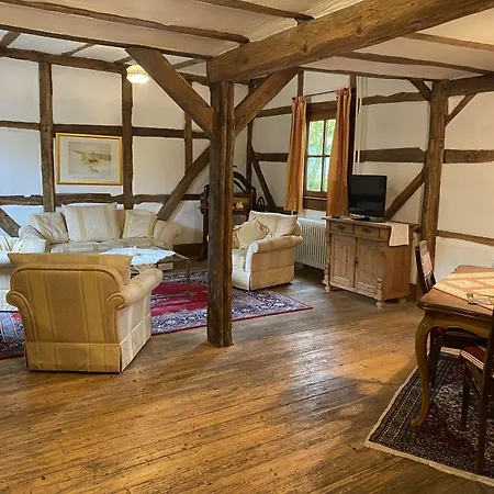 Historische Wassermuehle מלון