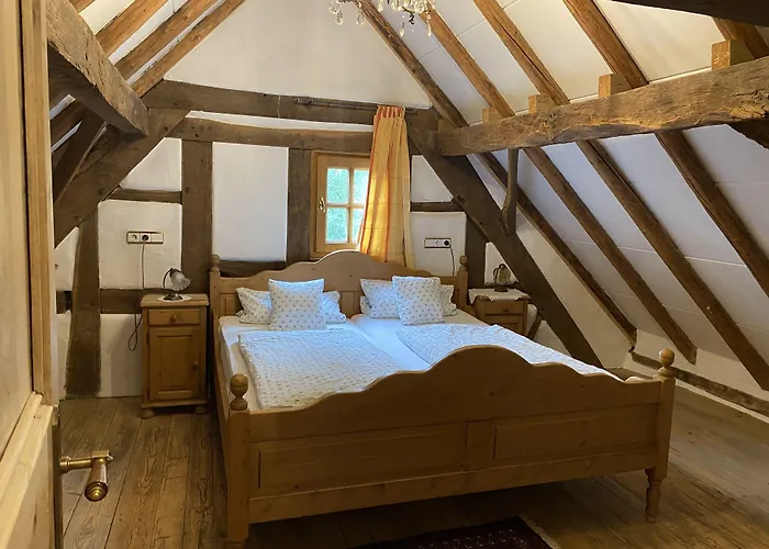 Historische Wassermuehle 3*